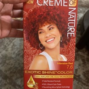Crème of nature hair color permanent hair color intensive red 7.6